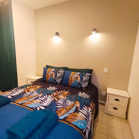 Le Nid Des Bains - Climatise - Piscine Partagee דירה